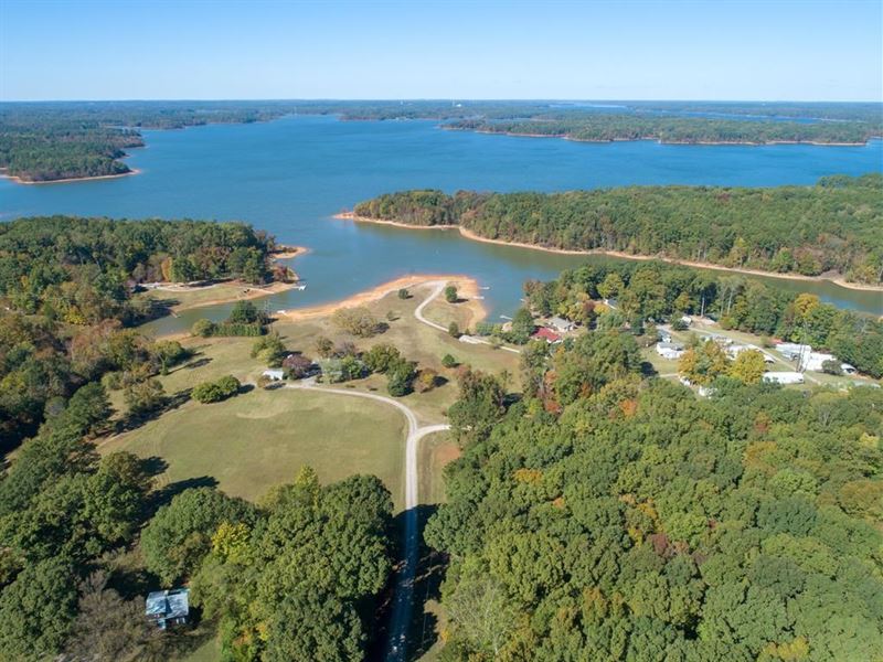 Lake Lot On Buggs Island Lake, VA : Clarksville : Mecklenburg County : Virginia