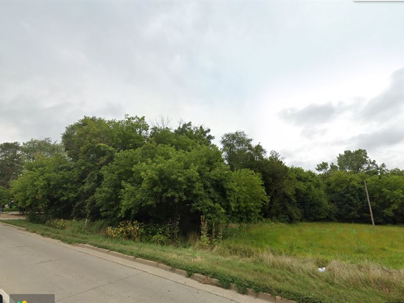 Multi Zoned Property, Lakemoor, IL : Lakemoor : McHenry County : Illinois