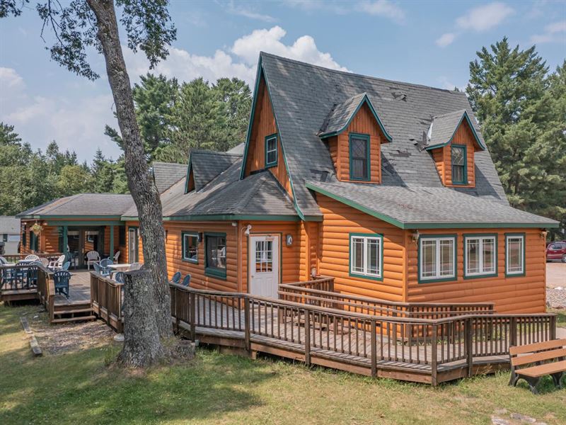 Headwaters Restaurant and Tavern : Boulder Junction : Vilas County : Wisconsin