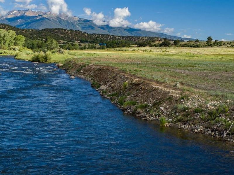 Luxury Living on The River : Buena Vista : Chaffee County : Colorado