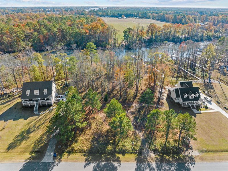 Waterfront Dream Lot, 0.92 Acre : Bath : Bertie County : North Carolina