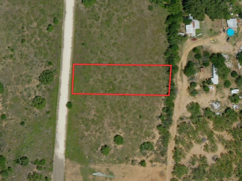 .66 Acre in Frio County, Lot 64 : Moore : Frio County : Texas