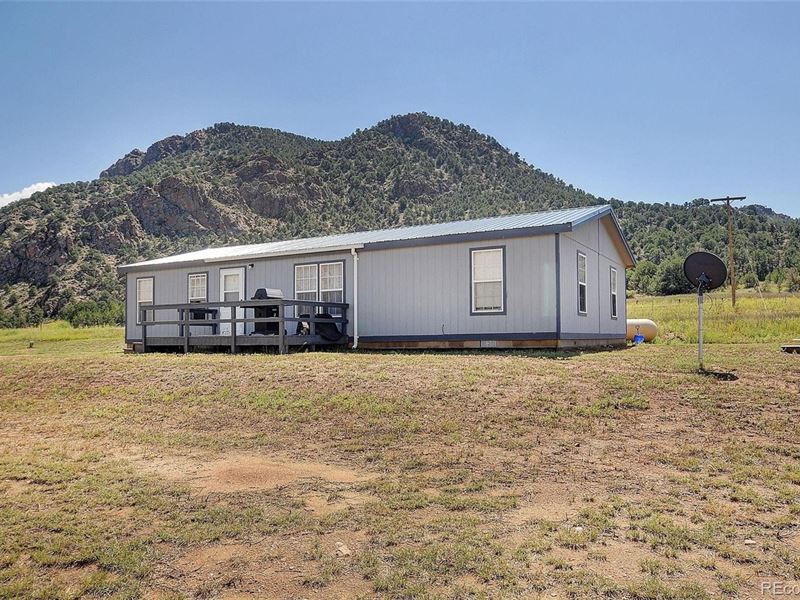 Nestled in The Bighorn Sheep Canyon : Cotopaxi : Fremont County : Colorado