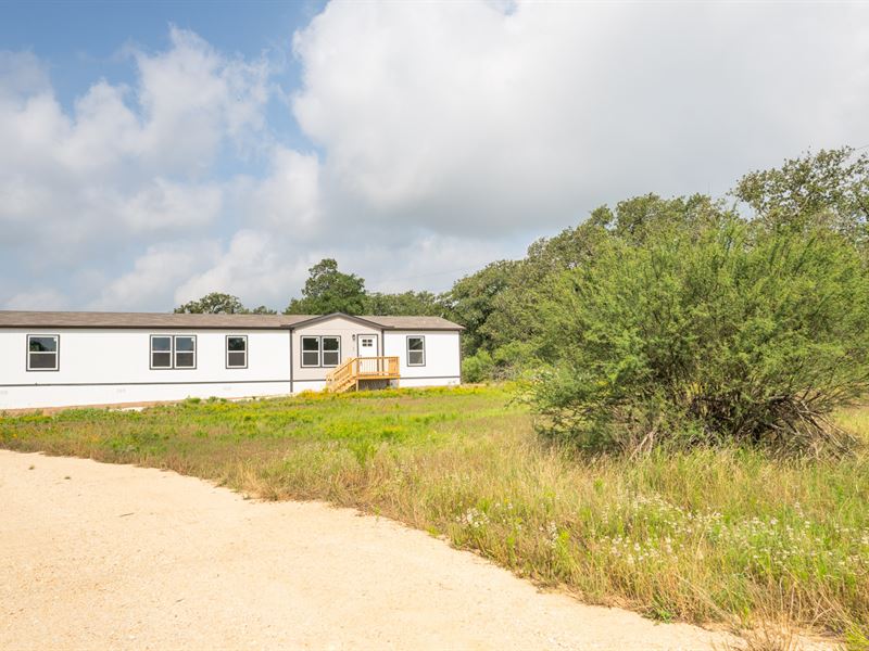 4 Bed / 3 Bath Mobile Home : Paige : Bastrop County : Texas