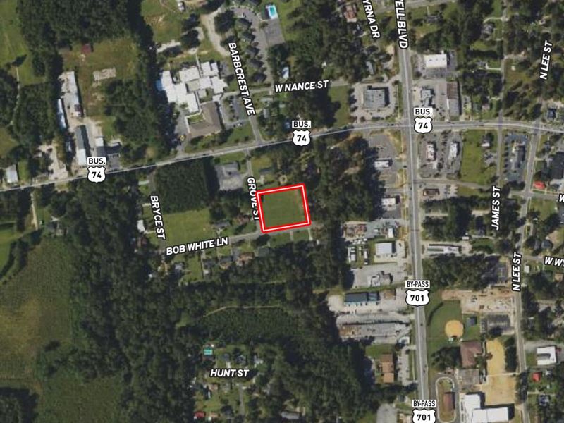 Updated, 1.53 Acres of Residential : Whiteville : Columbus County : North Carolina