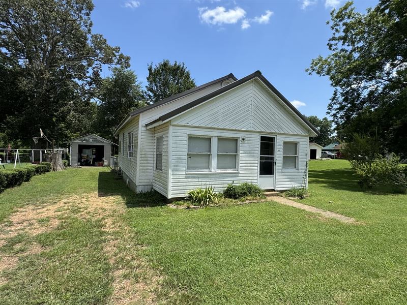 2-Bed Investment Property for Sale : Naylor : Ripley County : Missouri