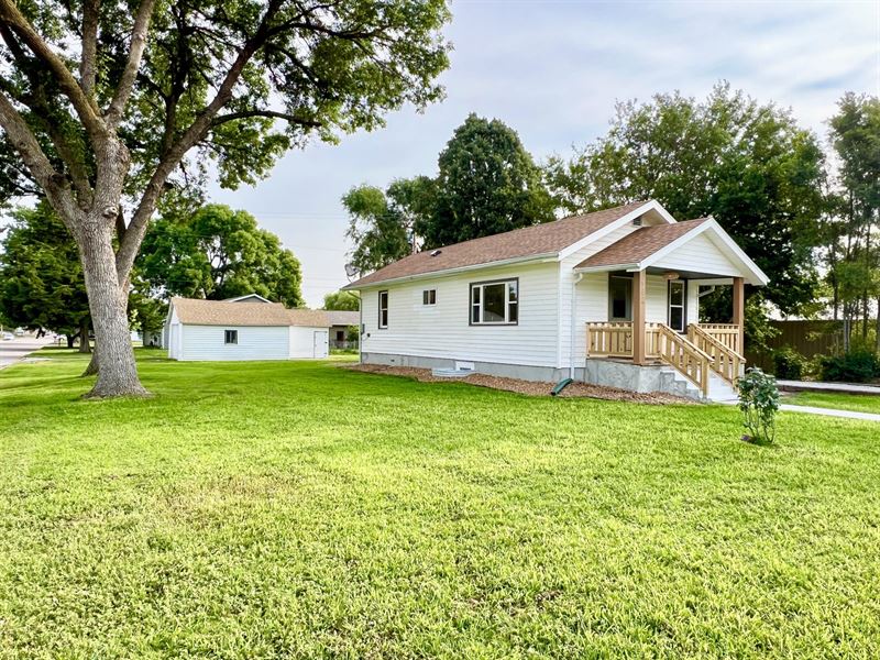 The Brass Cottage : Ord : Valley County : Nebraska