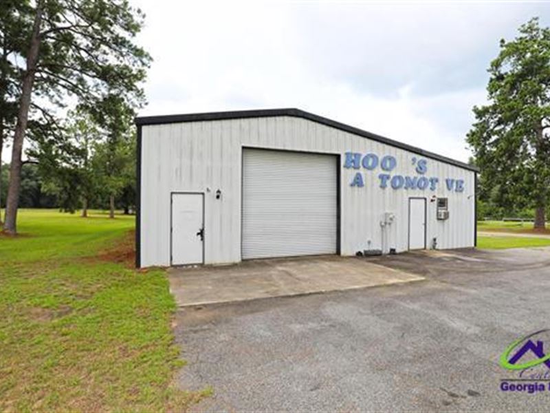 4.78 Acres with Commercial Workshop : Hawkinsville : Pulaski County : Georgia