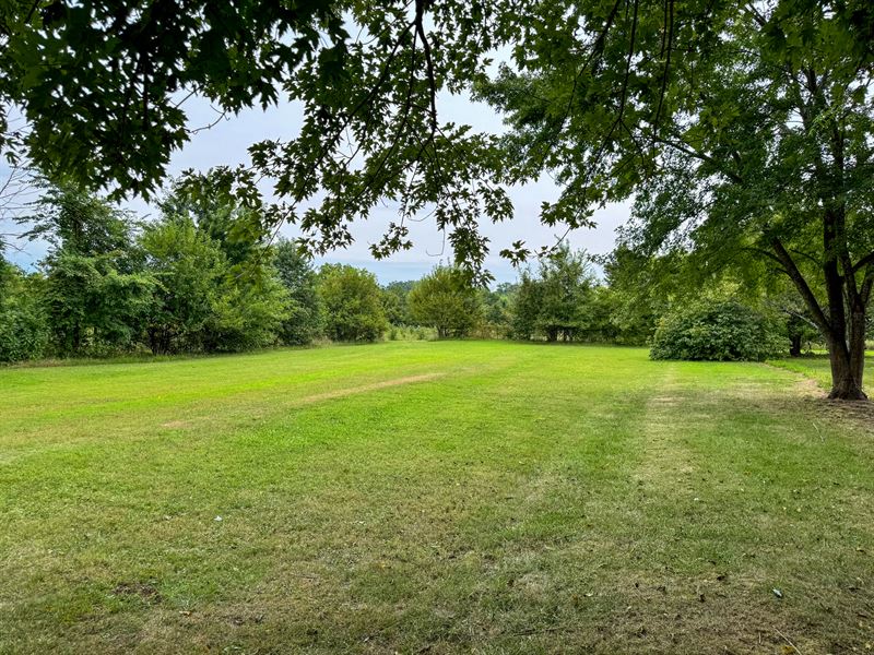 Farmhouse in The Country for Sale : Mountain Grove : Texas County : Missouri