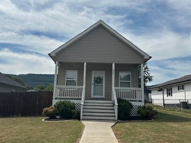 3 Bedroom 2 Bath in Chattanooga : Chattanooga : Hamilton County : Tennessee