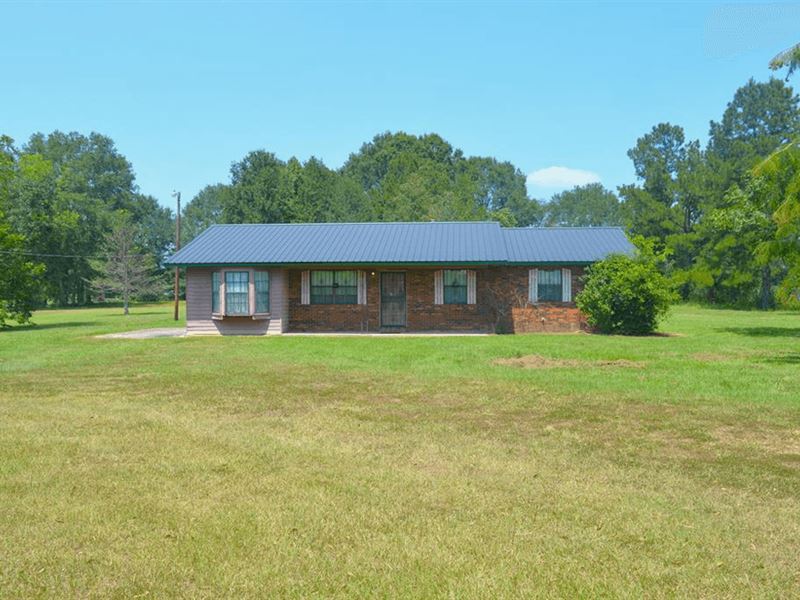 Brick Ranch Style Home for Sale : Tylertown : Walthall County : Mississippi