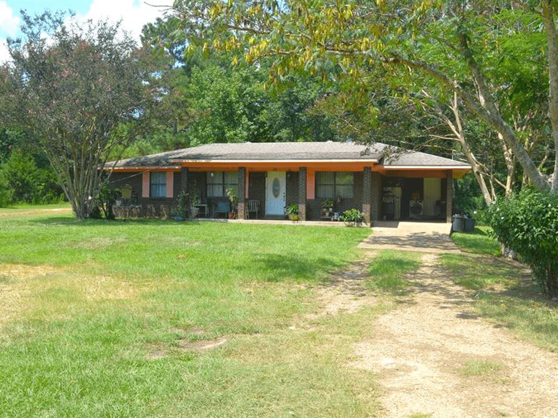 Brick Ranch Style Country Home : Magnolia : Pike County : Mississippi