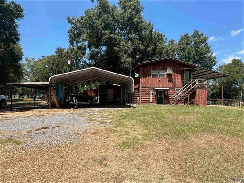 Camp for Sale On Bayou Louis in Cat : Sicily Island : Catahoula Parish : Louisiana