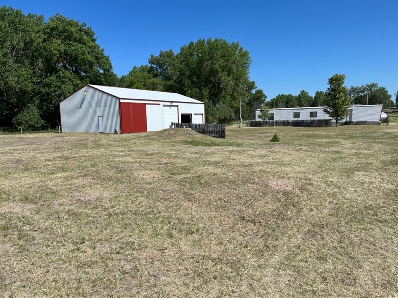 88392 N. Chestnut St, Wood Lake, NE : Wood Lake : Cherry County : Nebraska