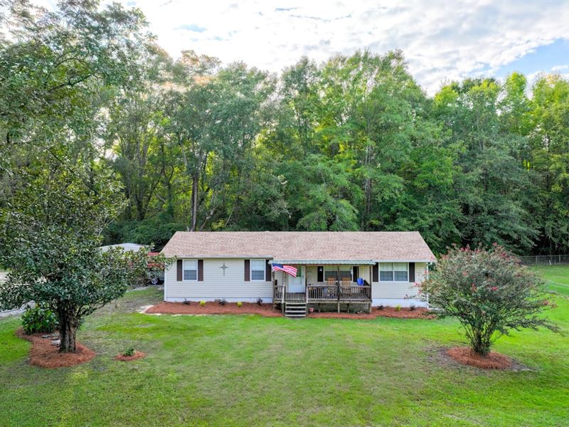 Charming Family Home in Snowdoun : Montgomery : Montgomery County : Alabama