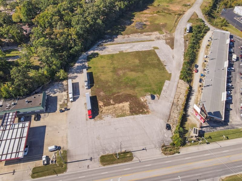 Prime 6-Acre Commercial Lot with Bu : Poplar Bluff : Butler County : Missouri