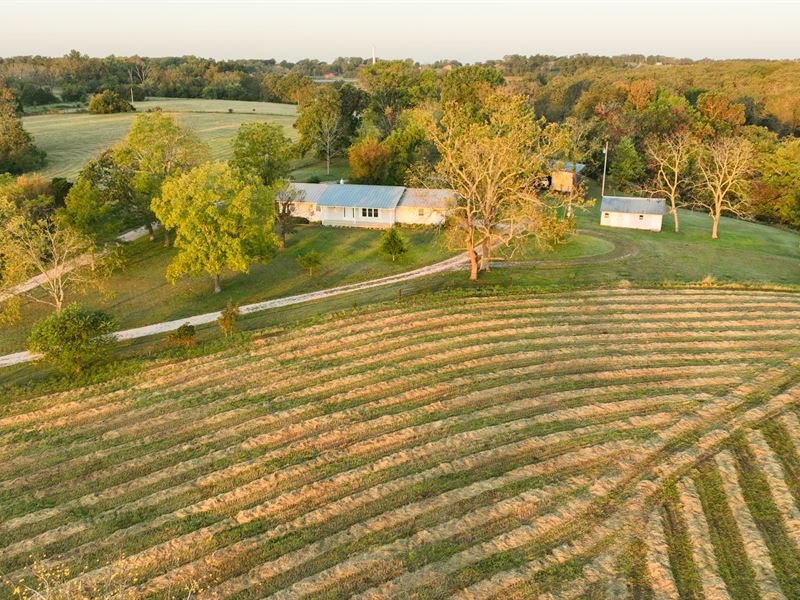 Long Lane Estate : Willow Springs : Howell County : Missouri