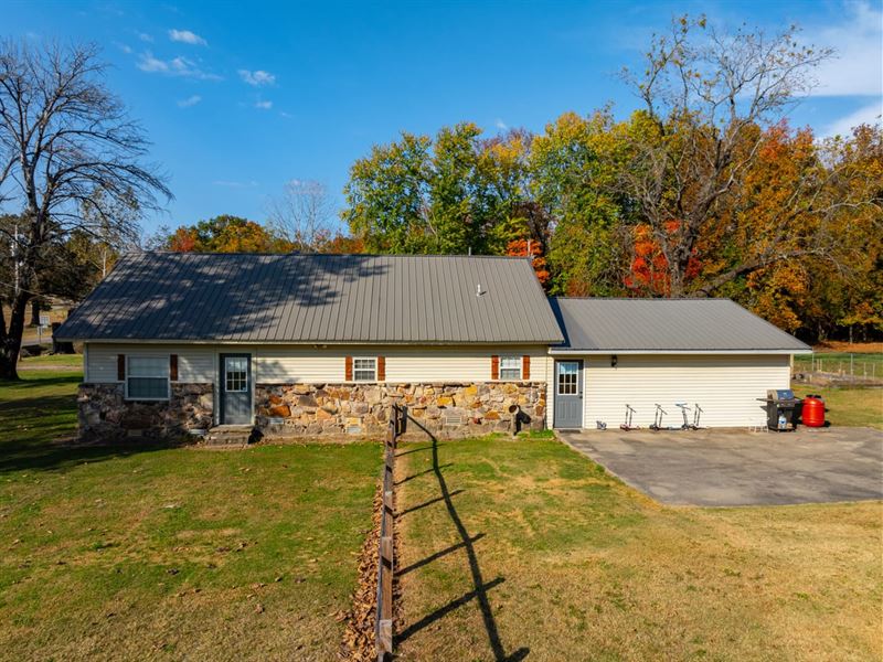 3-Bedroom with a Shop in Sought-Aft : Batesville : Independence County : Arkansas