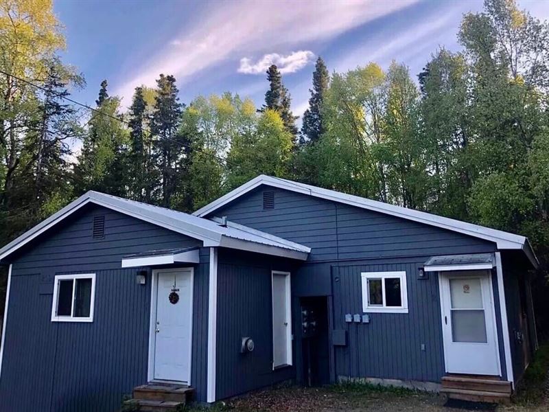 Triplex in Kenai : Kenai : Kenai Peninsula Borough : Alaska