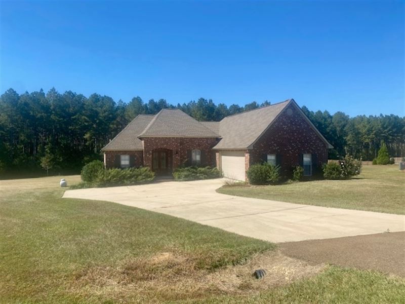 1016 Orleans Drive : Summit : Pike County : Mississippi