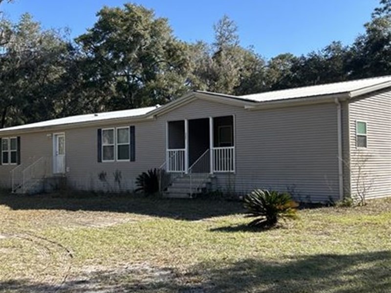 Experience Country Life on 15 Acres : Hawthorne : Alachua County : Florida