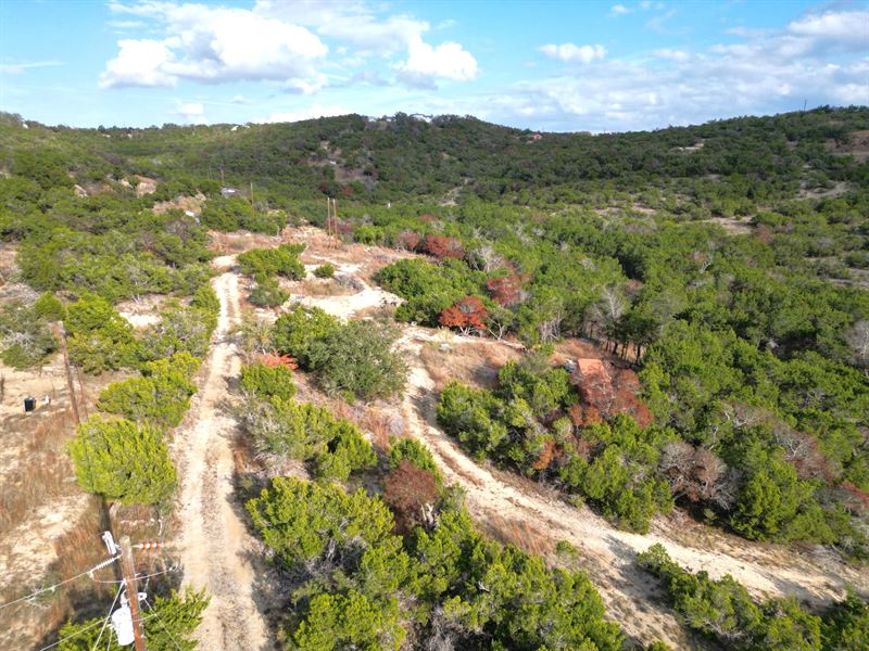 5.98 Ac Unrestricted, Hilltop Views : Kendalia : Blanco County : Texas