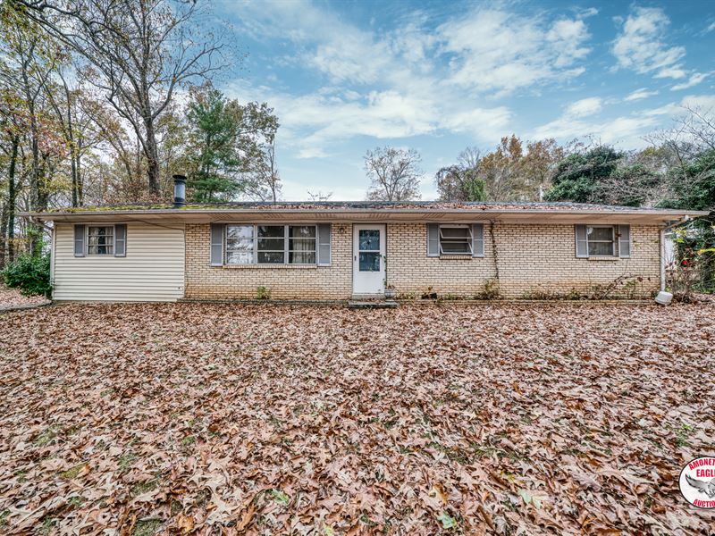 Home & Lot : Livingston : Overton County : Tennessee