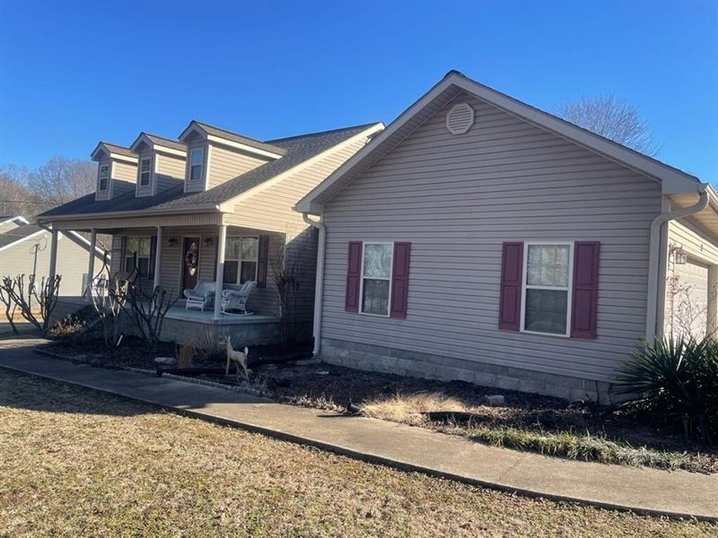 3-Bed 2-Bath Home in Holly Hills Ba : Batesville : Independence County : Arkansas