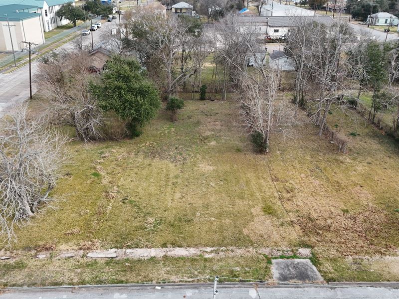 Build-Ready Lot in Port Arthur : Port Arthur : Jefferson County : Texas