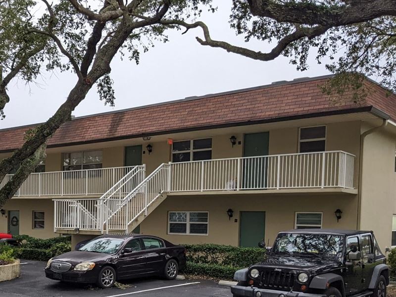 Waterfront Community Condo : Cape Canaveral : Brevard County : Florida