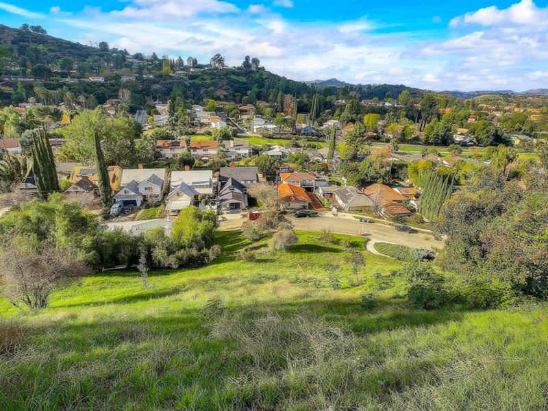 Three Lots Combined at One Price : Woodland Hills : Los Angeles County : California