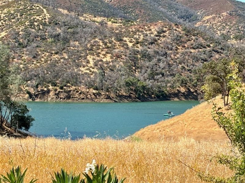 .79 Acre Lakeview Lot, Napa : Napa : Napa County : California