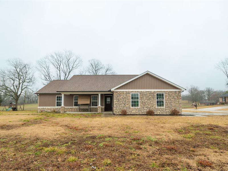 Stunning 3-Bed Home for Sale in Ben : Benton : Scott County : Missouri