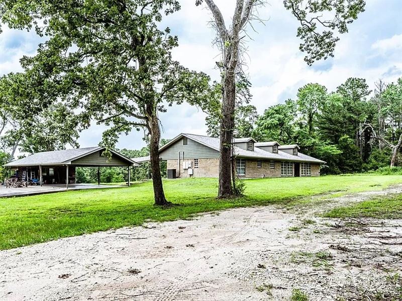 1.3 Acres, 50 Neiderhoffer Road : Huntsville : Walker County : Texas