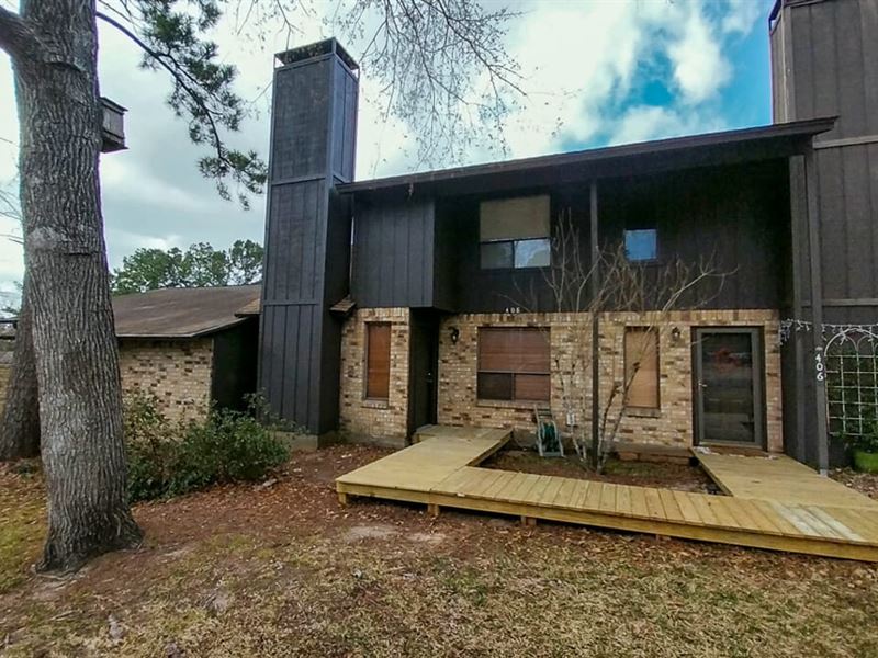 408 Hickory Drive, Huntsville, Tex : Huntsville : Walker County : Texas