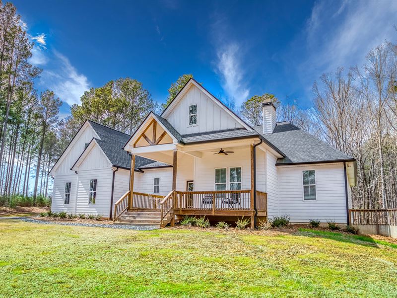 Renovated Home on 15+ Acres : Good Hope : Walton County : Georgia