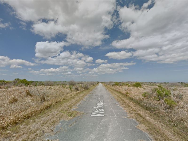 Canal Lot for Sale in Port Malabar : Palm Bay : Brevard County : Florida