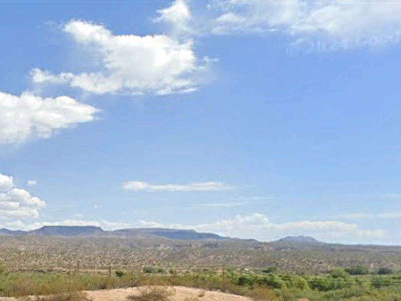 Beautiful 1.25 Acres in Lake Havasu : Wikieup : Mohave County : Arizona