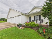 Stunning Duplex, Investment Opport : Dexter : Stoddard County : Missouri