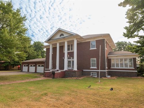 Historic Home For Sale in Malden : Malden : Dunklin County : Missouri