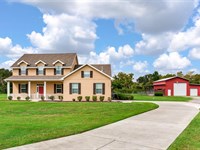 Charming Country Manor : Plant City : Hillsborough County : Florida