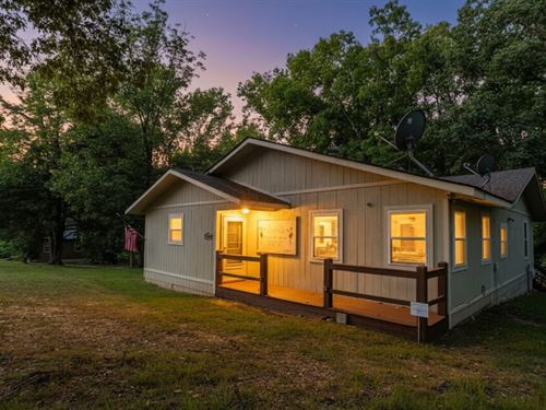 Current River Cabin For Sale in Van : Van Buren : Carter County : Missouri